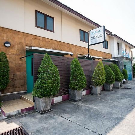 Oyo 345 The Click Guesthouse At Chalong Phuket Екстериор снимка