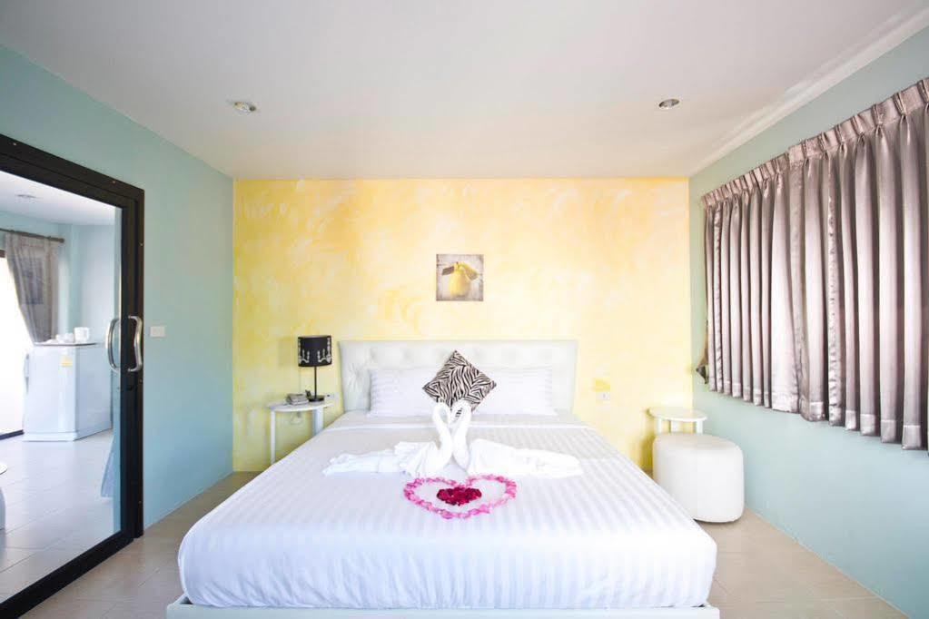 Oyo 345 The Click Guesthouse At Chalong Phuket Екстериор снимка
