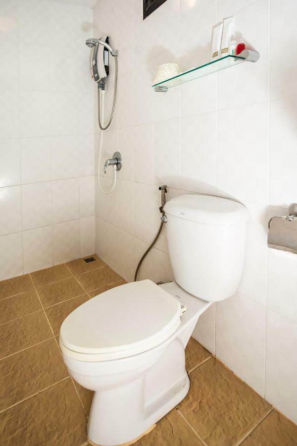 Oyo 345 The Click Guesthouse At Chalong Phuket Екстериор снимка