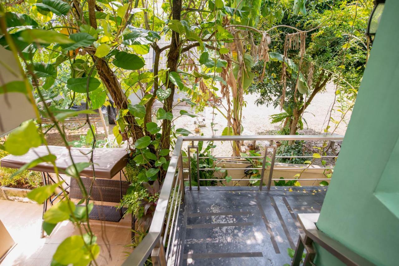 Oyo 345 The Click Guesthouse At Chalong Phuket Екстериор снимка